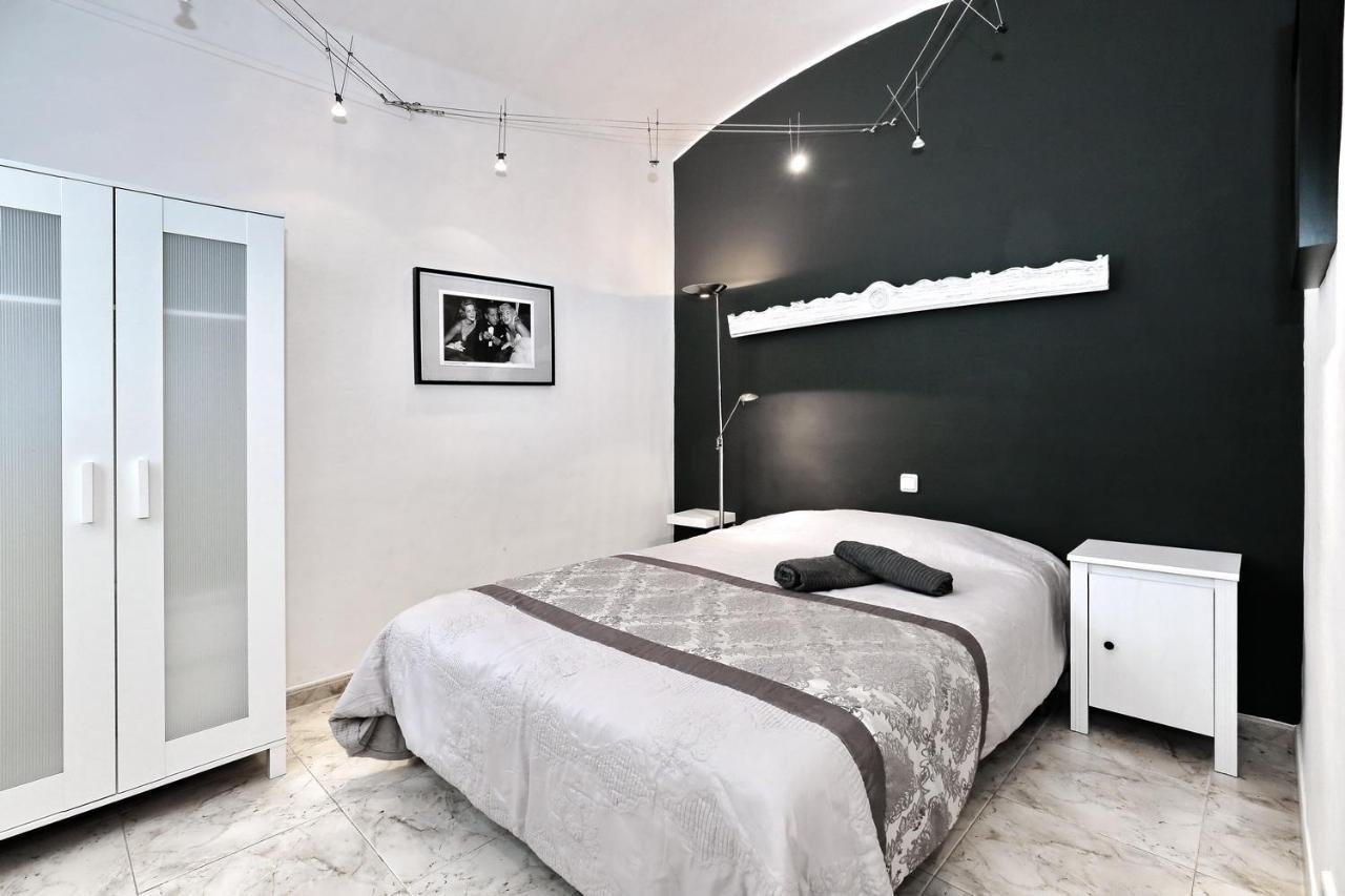 Casa Nou 2 Rooms & Boutique Херона Екстериор снимка